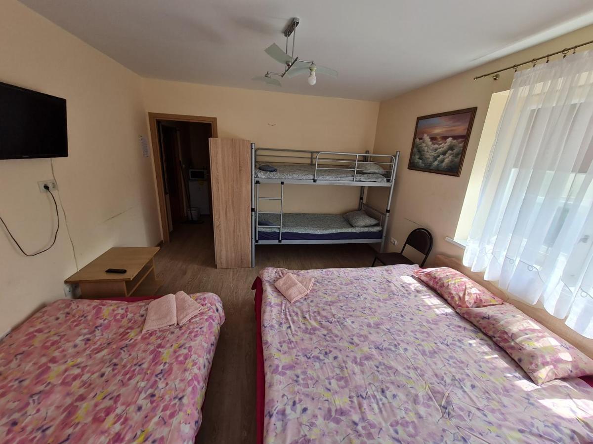 Little Amber Apartments Κλαϊπέντα Εξωτερικό φωτογραφία