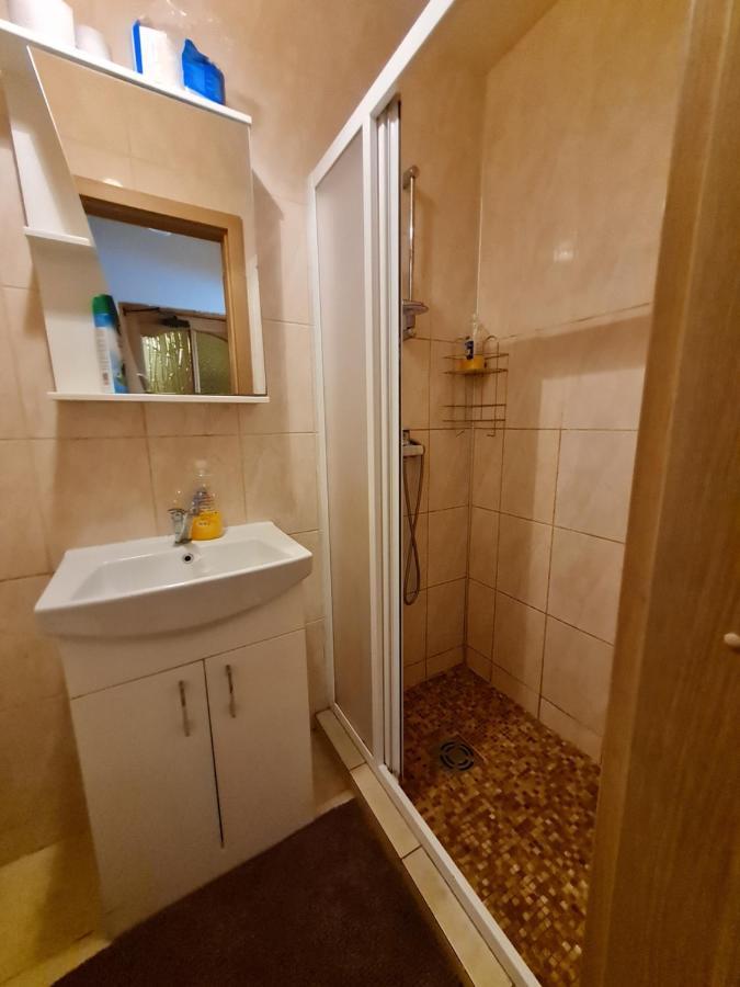 Little Amber Apartments Κλαϊπέντα Εξωτερικό φωτογραφία