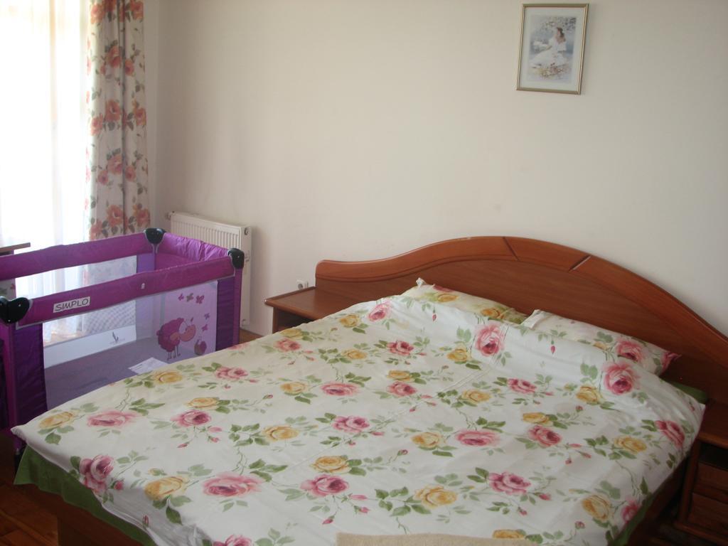 Little Amber Apartments Κλαϊπέντα Εξωτερικό φωτογραφία